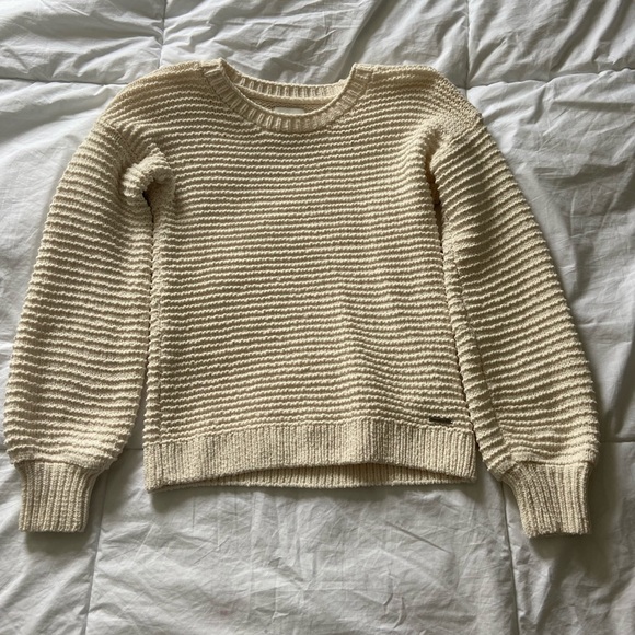 Small Abercrombie & fitch cream colored sweater - Picture 6 of 8